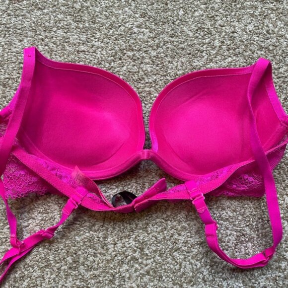 Pink rhinestone beyond sexy bra - Picture 2 of 3